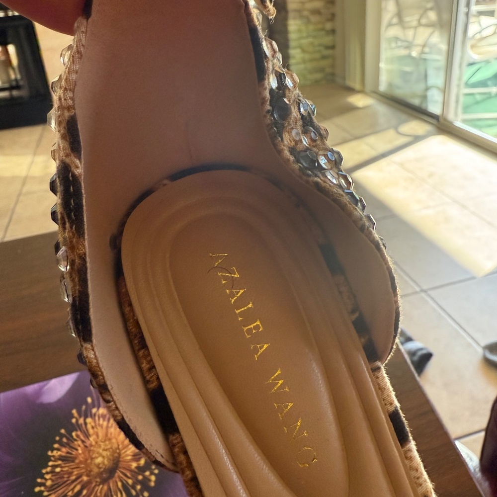 JUST ARRIVED;  Azalea Wang Wilmore Leopard  Rhinestone  Platform SZ 10 Orig $190 - Picture 14 of 15